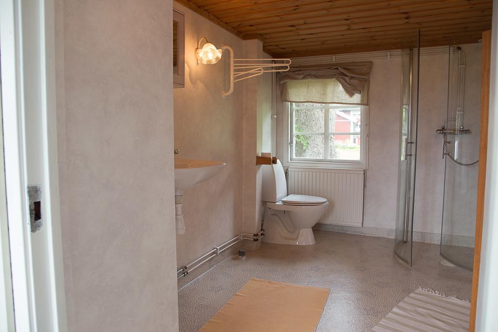 Lantluft Hotel Gullholma Room photo